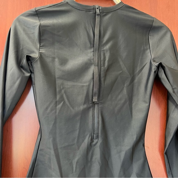 Jordan Essentials Women's Bodysuit Size Small Long Sleeves Back Zipper Tight Fit - Picture 8 of 15